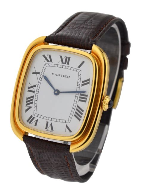 cartier tonneau size